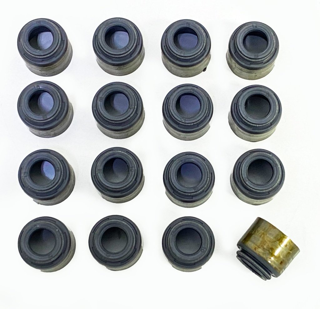 Cam Motion LS Valve Seals For Dual Valve Springs & Factory Guides, Set of 16